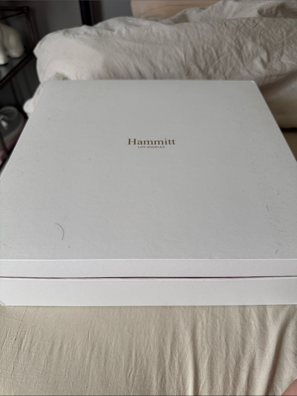 Hammitt White Box with Gold Logo - Picture 5 of 7